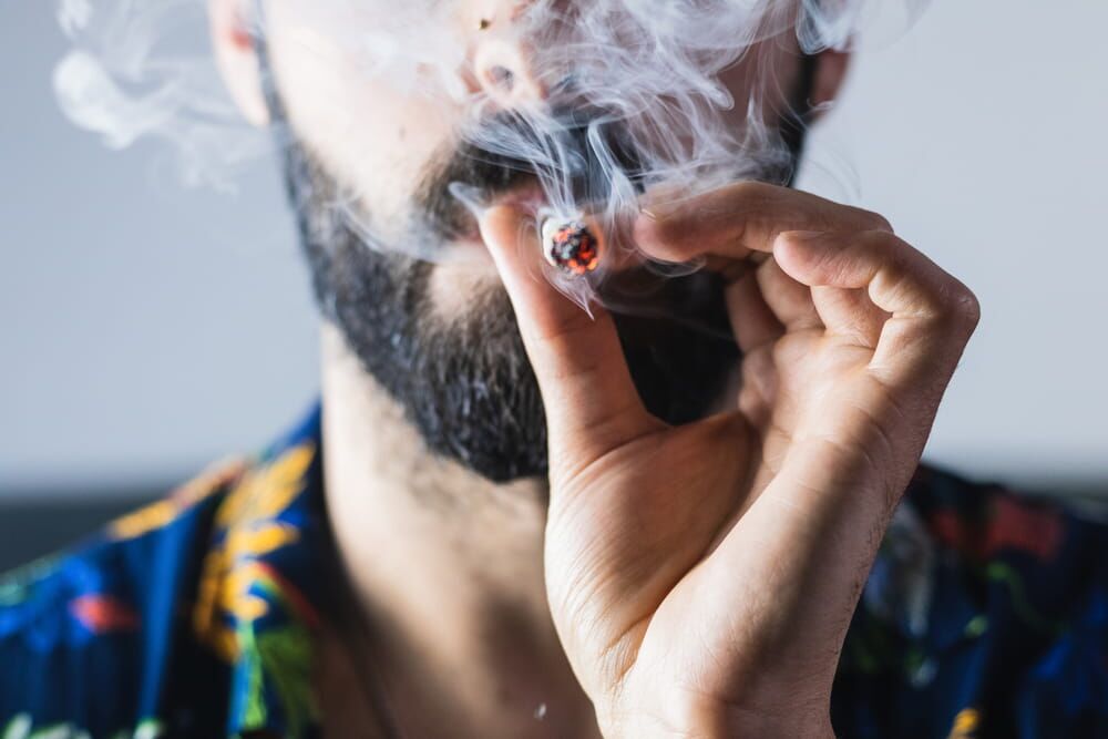 smoking moldy cigarette I just smoked a cigarette, am I going to be alright? : r/Mold How to identify mold or